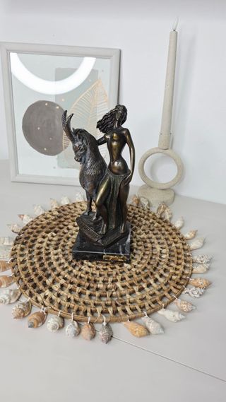 Estatua capricornio ♑