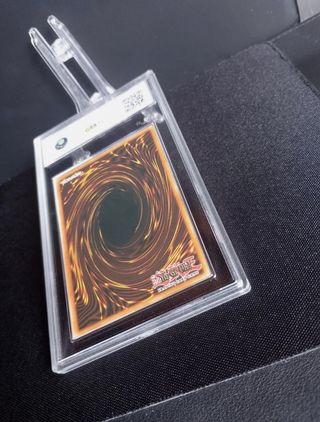 Yu-Gi-Oh! Lucente Fenice Sorvegliante Graad 8.5