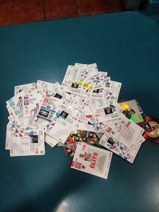 Megacrak 23/24 cromos nuevos de sobre