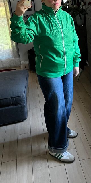Giubbino impermeabile verde