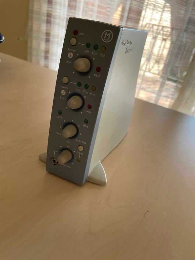 Tarjeta de Sonido Avid Digidesign Mbox