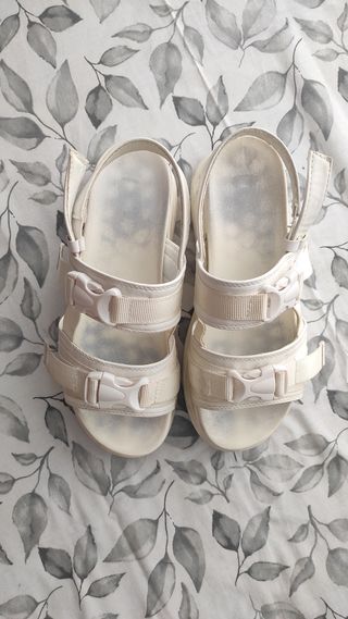 Sandalias plataforma blancas