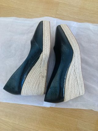 Sandalias de tacón negras