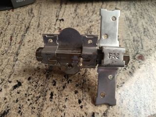 Cerradura de seguridad FAC UVE.