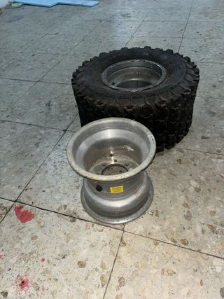 Llantas Suzuki LTZ 400