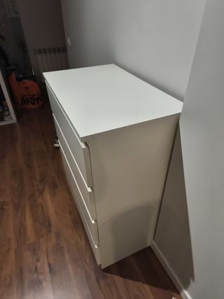 Cómoda Malm Ikea 4 cajones Blanca