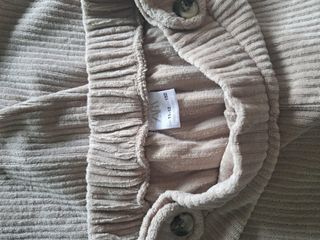 Pantalón Zara niña pana beige talla 11-12 años