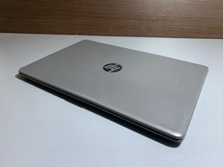Hp 255 G7 8 gb 120 gb SSD + 500 HHD