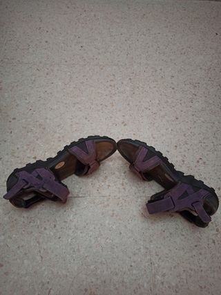 Sandalias Moradas