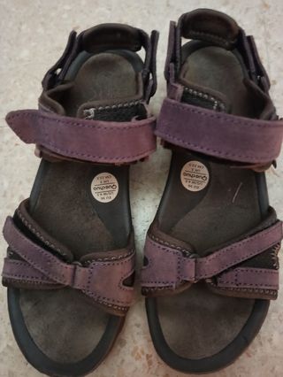 Sandalias Moradas