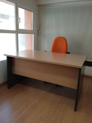 Mesa de despacho y silla de oficina, escritorio 
