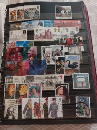 Sellos de GB usados. Aprox. 440. Muchos modernos.