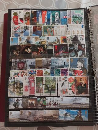 Sellos de GB usados. Aprox. 440. Muchos modernos.