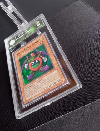 Yu-Gi-Oh! Stregone Del Tempo Graad 7