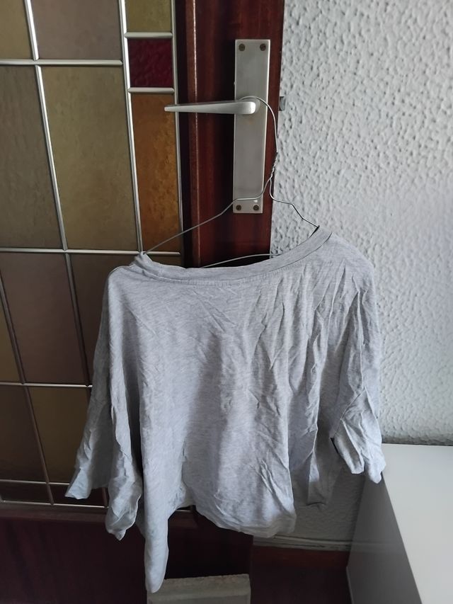 Camiseta oversize H&M gris