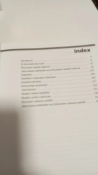 Diccionari escolar castellà - valencià / valenc...