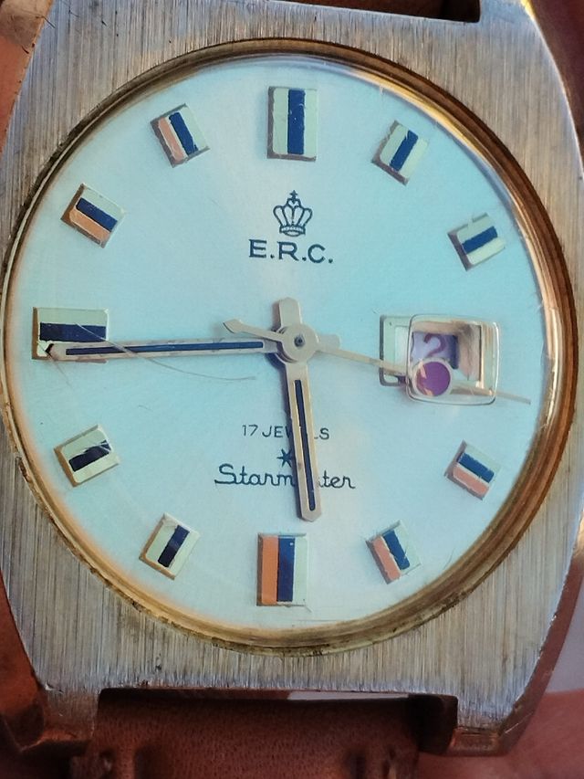 Reloj ERC Cuerda Manual 17 Joyas