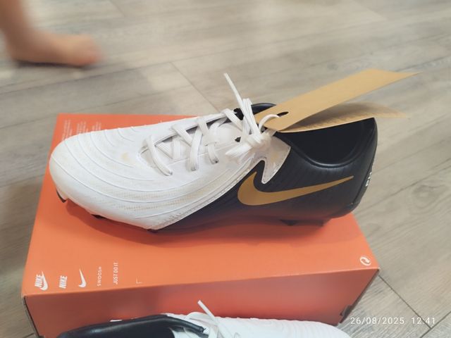 Botas de fútbol Nike Phantom