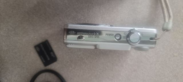 2 Cámaras Sony Cyber-shot + Accesorios