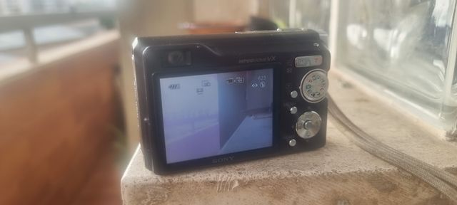 2 Cámaras Sony Cyber-shot + Accesorios