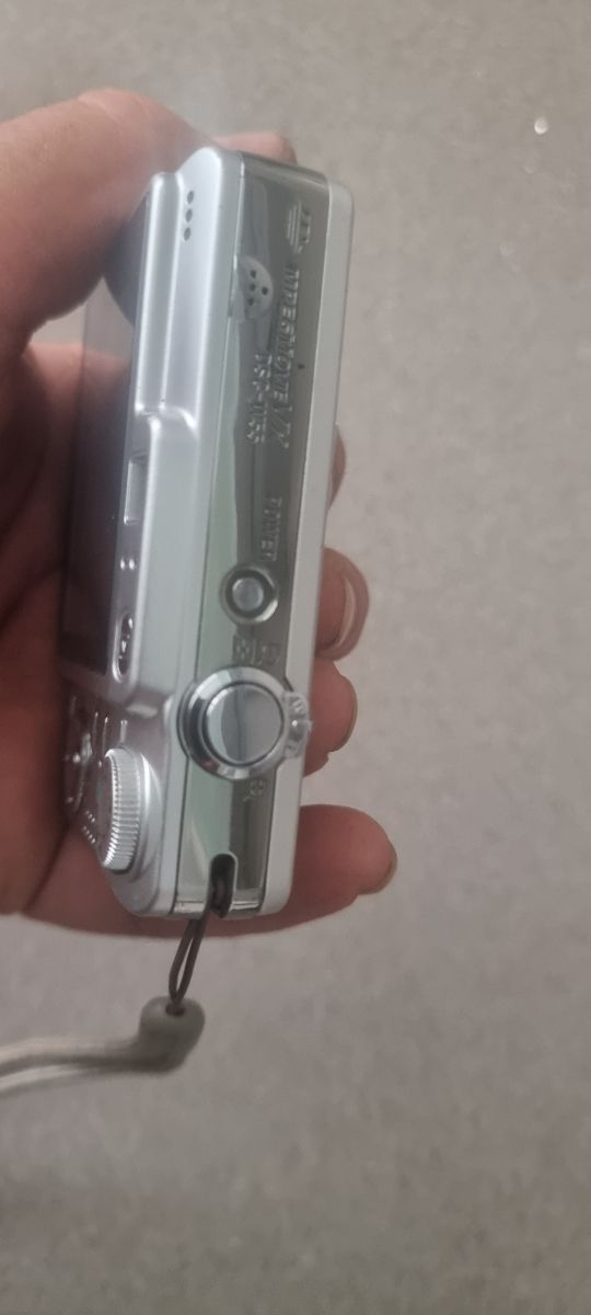 2 Cámaras Sony Cyber-shot + Accesorios