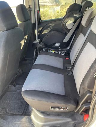 Se vende Furgoneta Fiat Doblo 2000 CDTI Averiada