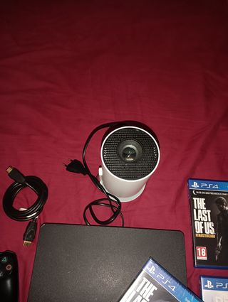 PS4 1TB + 7 
Juegos + Proyector+Auriculares Gamer