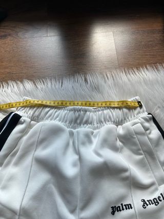 Palm Angels shorts bianchi nuovi
mai usati