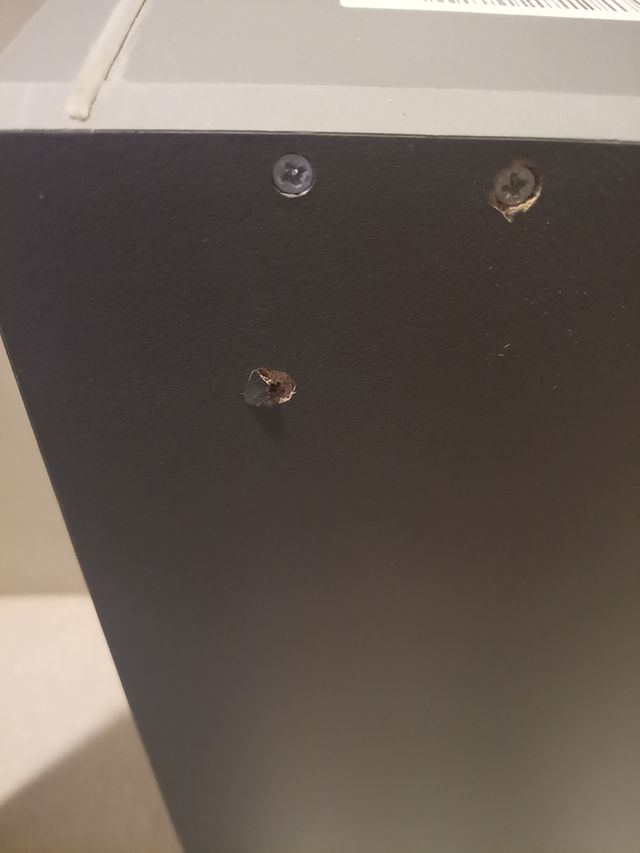 Mueble auxiliar gris y negro