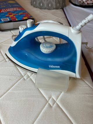 Plancha de vapor Tristar azul