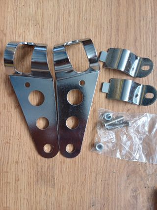 Soporte Faro Moto CROMADO/NEGRO