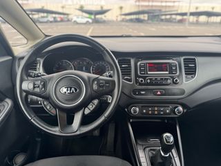 KIA Carens 2016 + 1 año de garantía