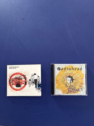 2 CDs Radiohead: Karma Police y Pablo Honey