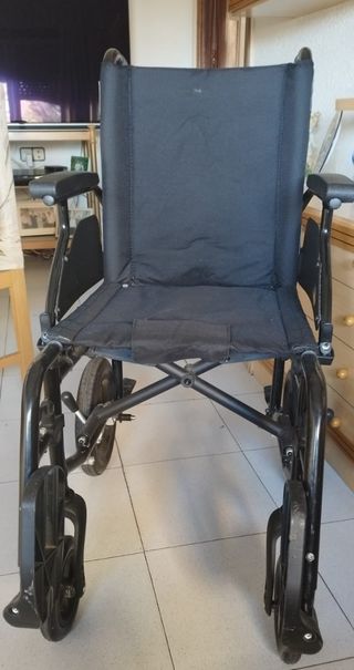 Silla de ruedas plegable aluminio + cojín
