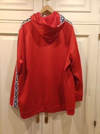 Sudadera Nike Roja con Logo
