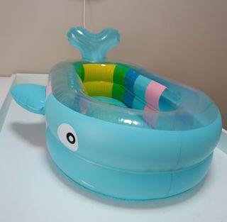 Bañera Hinchable Ballena Bebé