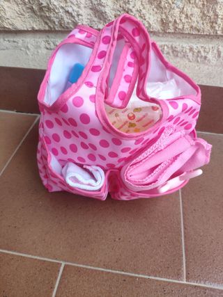 Bolsa de bebé con accesorios. Mimittos.