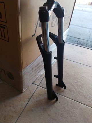Horquilla(27.5)ROCKRIDER ST 300.PERFECTO ESTADO