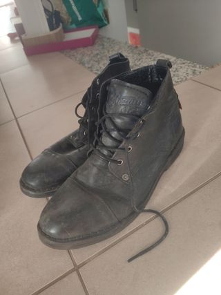 Botas Levi's Negras