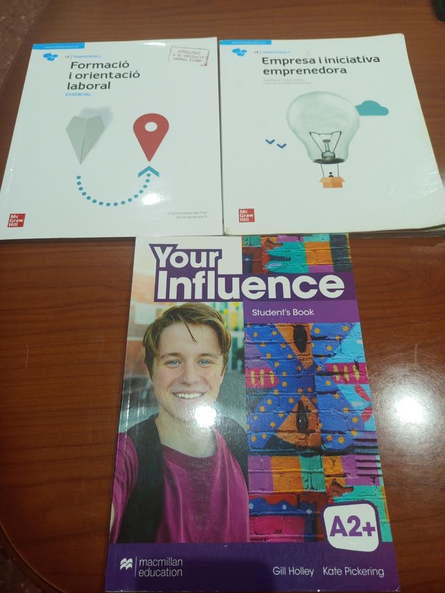 Libros de texto en buen estado. Cada libro 14€