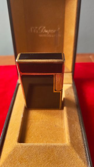 Encendedor S.T. Dupont Laca China de GASOLINA 