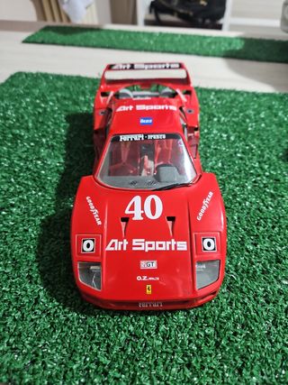 Ferrari f40 del año 1987 hecho en Italia