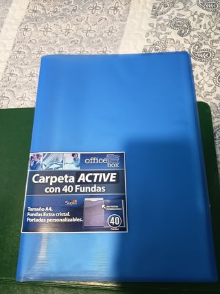 Kit de Dibujo Verde y más cosas incluido compás 
