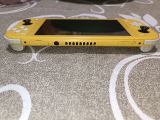 Nintendo Switch Lite Giallo