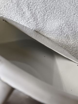 BACINILLA ANTIGUA PORCELANA ESMALTADA EN BLANCO.