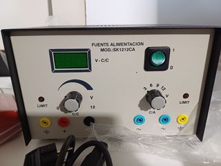 Fuente de Alimentación SK1212CA