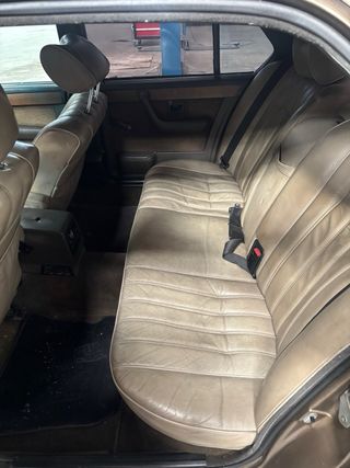 BMW 735i E23