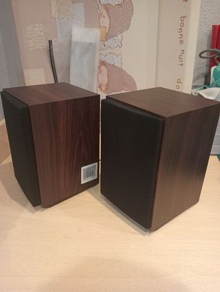 2 Altavoces de madera