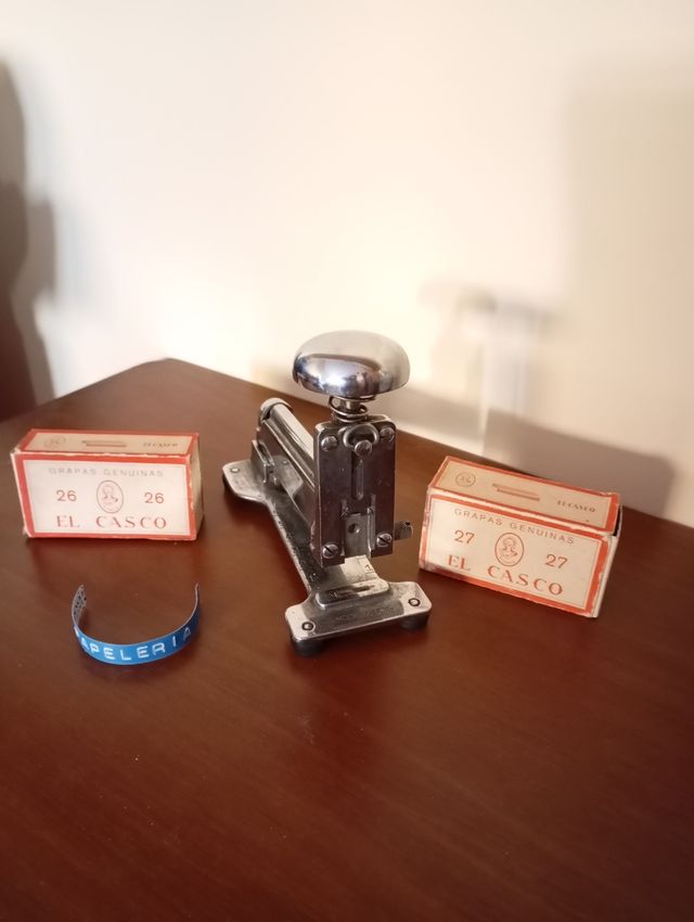 Grapadora El Casco M35