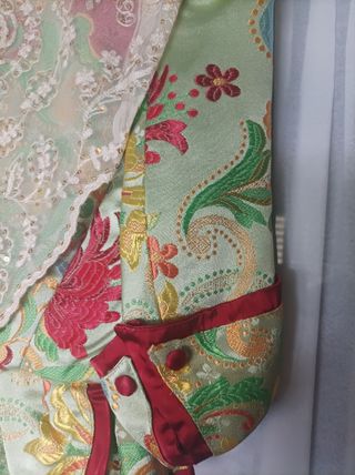Trajes de Fallera Verdes y Rojos